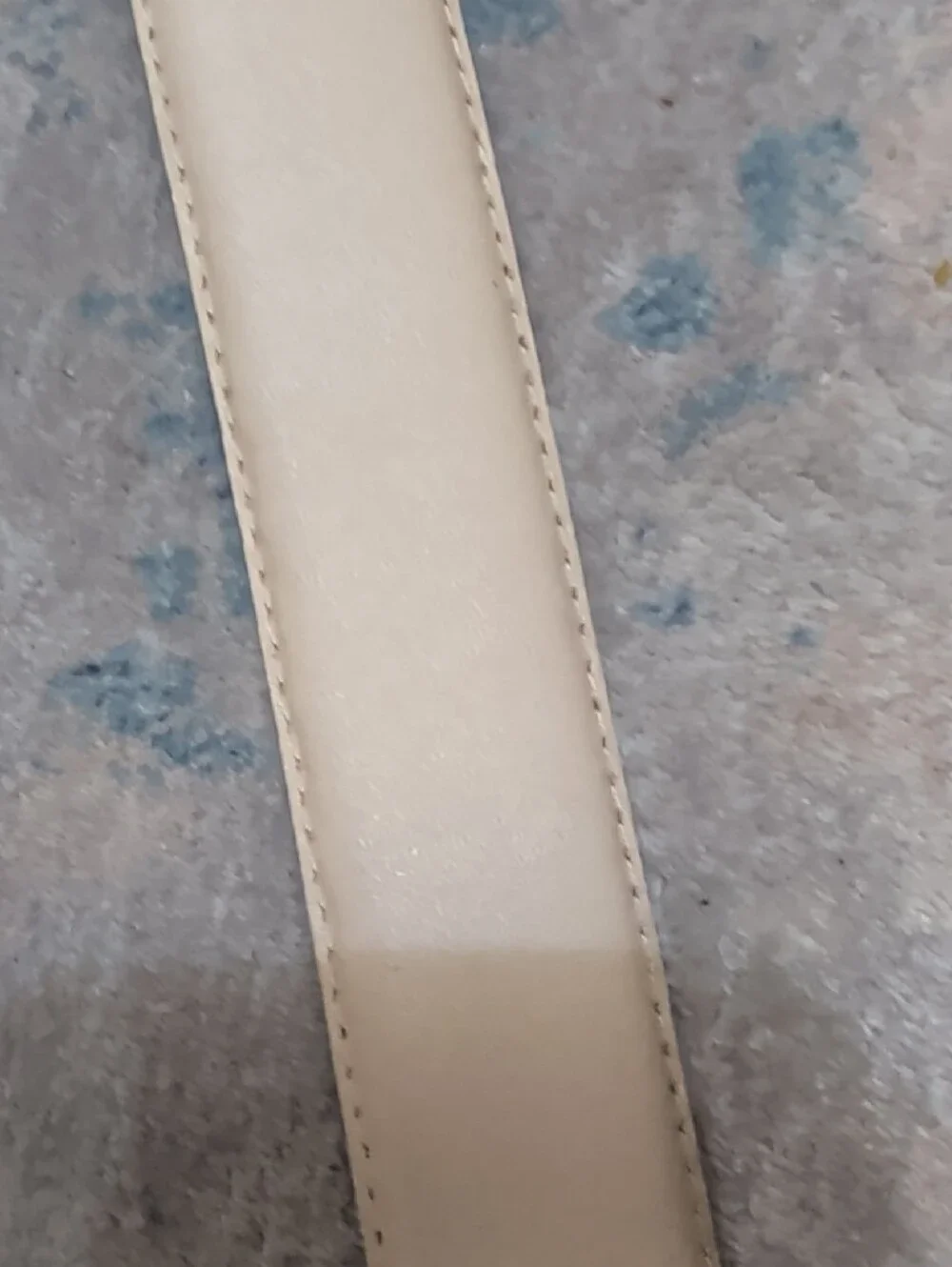Vintage Cream Leather Belt with Gold-Tone Round Buckle MCM Retro